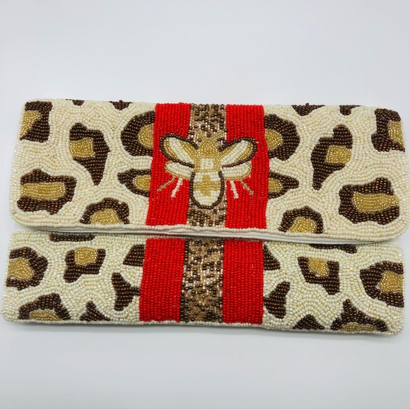 Handmade Beaded Animal Print and Bee Clutch or Crossbody - Picture 4 of 5